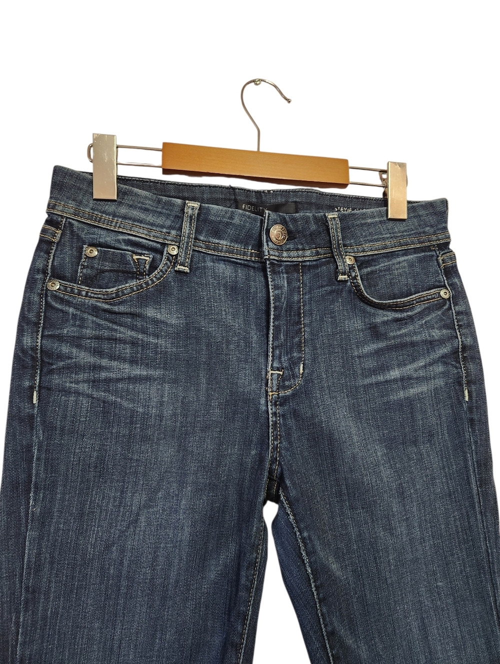 Fidelity Stevie Mid Rise Capri Jeans Orchid Blue Wash Size 29 EUC Made in USA - Picture 2 of 10